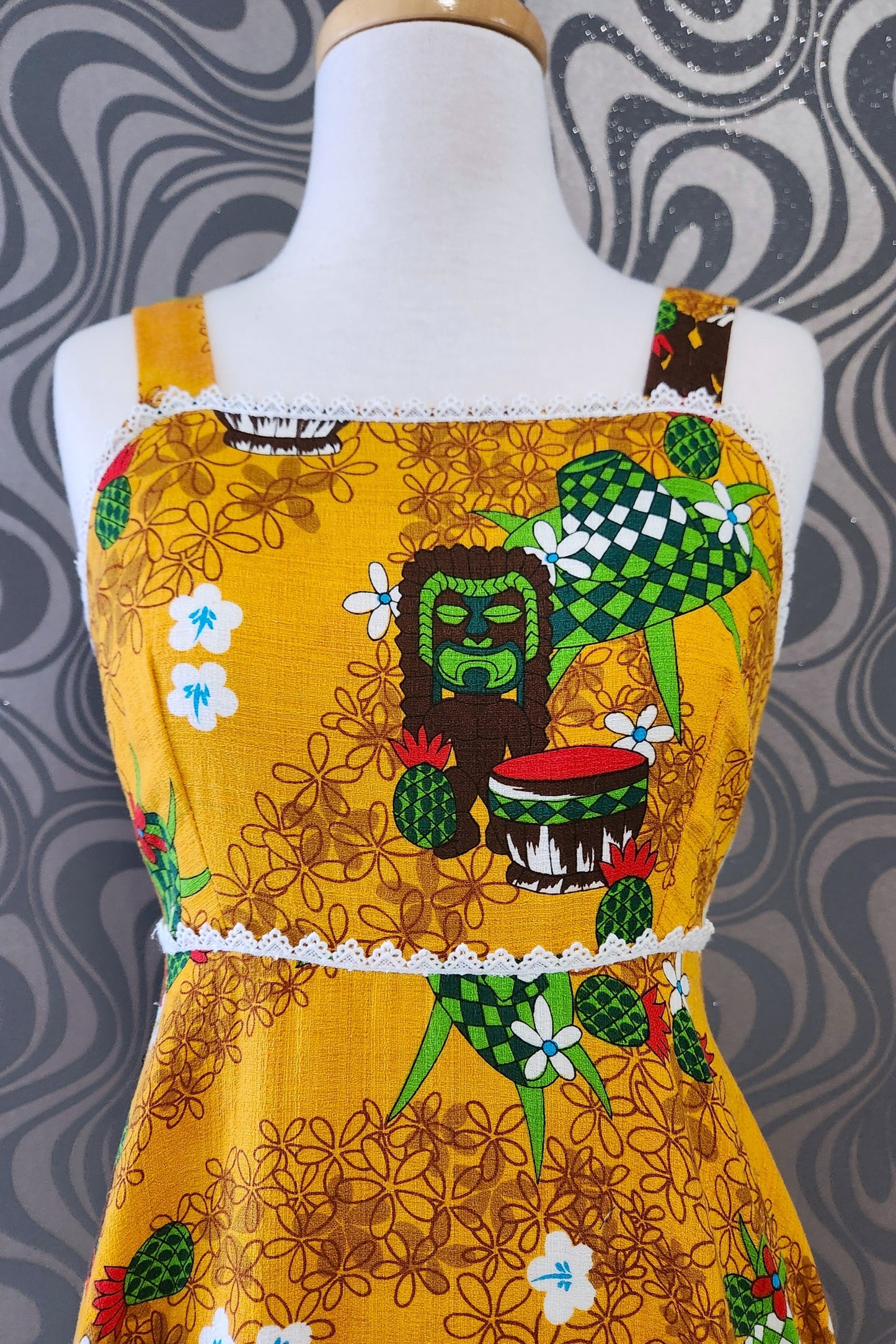 Bark cloth Tiki Dress // Retro